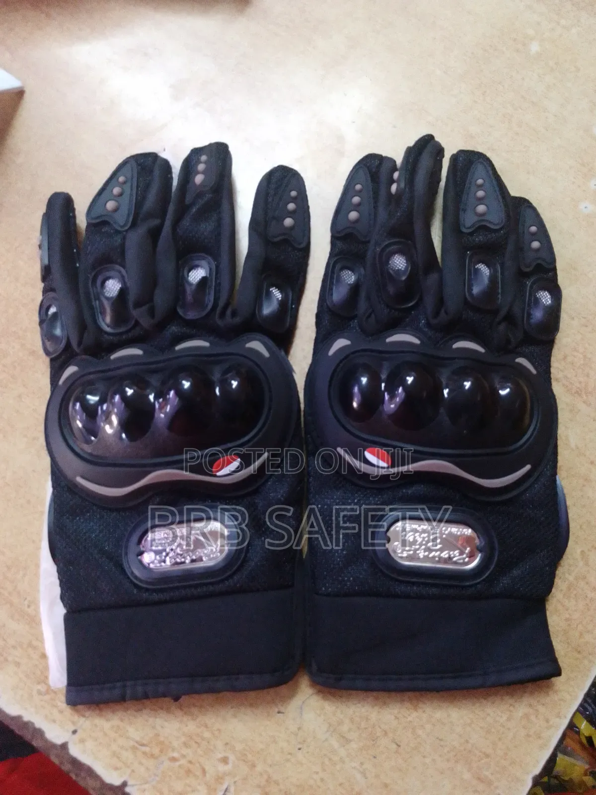 Racing Gloves