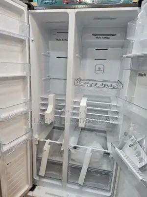 Hisense 670 Litre Fridge