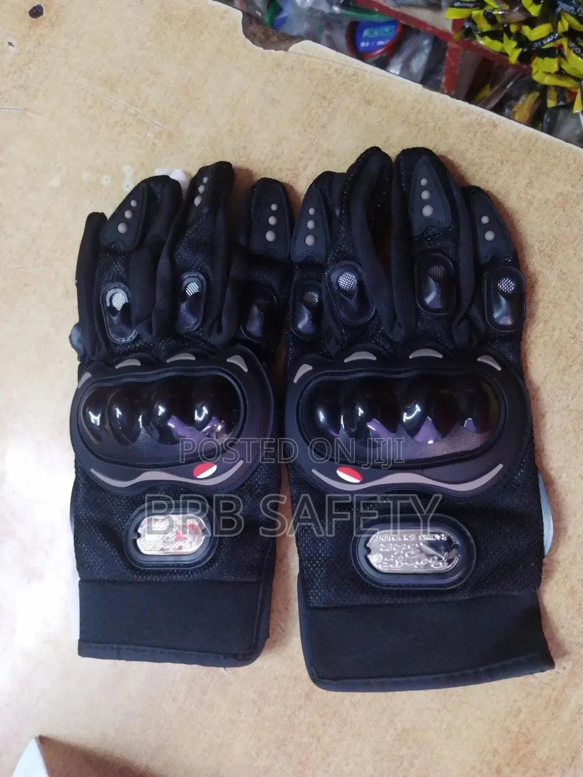 Racing Gloves