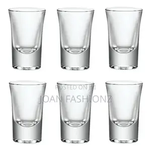 6 Pieces of Heavy Base Short Glasses -Colourless