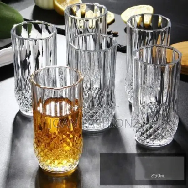 6 Pieces of Crystal Clear Drinking Glasses -Transparent