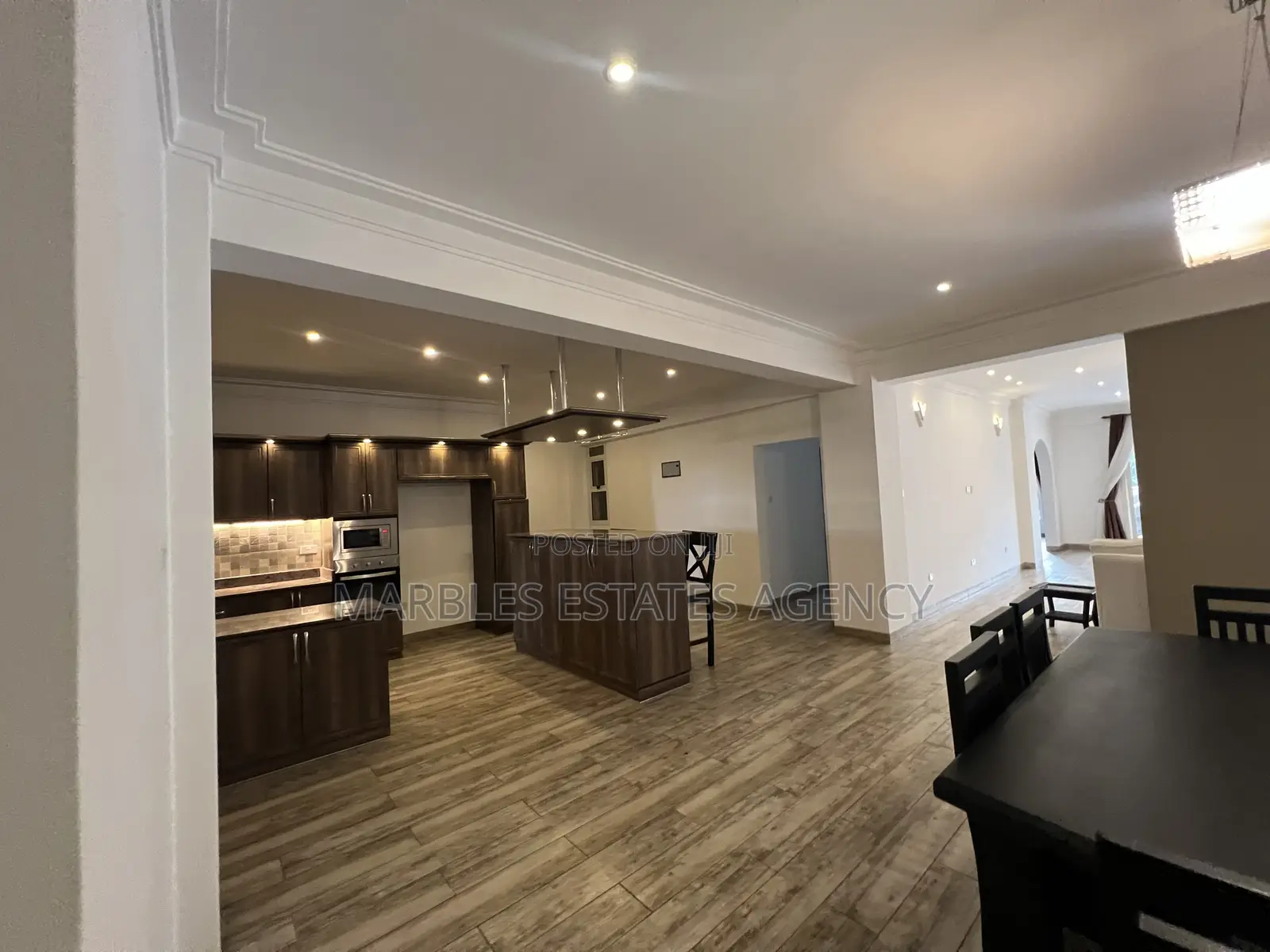 Furnished 3bdrm Apartment in Kololo, Central Division for rent