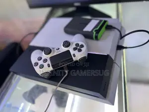 PS4 Standard Limited Edition