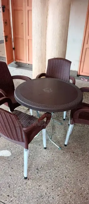 Dining/Restaurant/Bar/Balcony Chairs 4 and Table Set