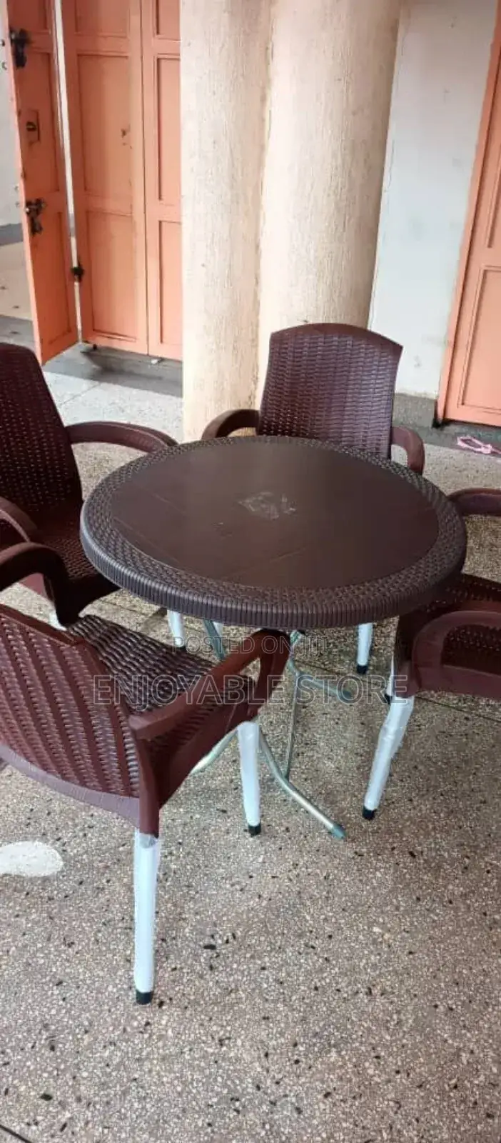 Dining/Restaurant/Bar/Balcony Chairs 4 and Table Set