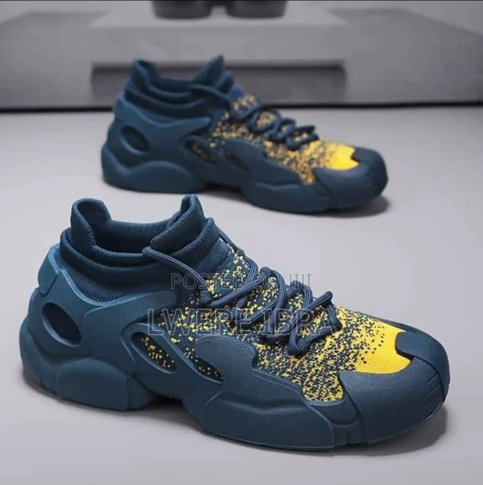 Classic Trending Sneakers