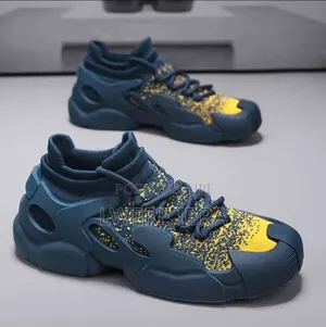 Classic Trending Sneakers