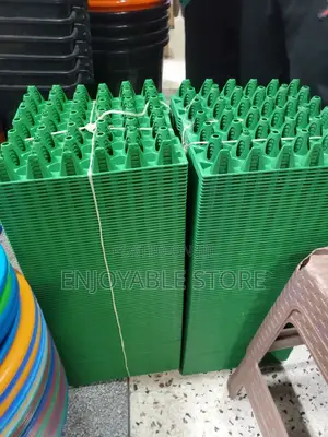 Egg Trays Plastic 100pcs