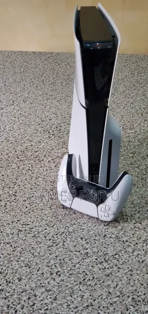 Uk Used Used Ps5 Slim With One Controller and One Game
