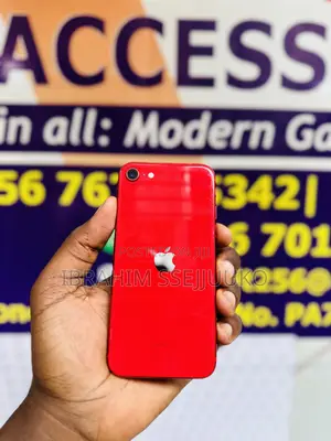 Apple iPhone SE (2020) 64 GB Red