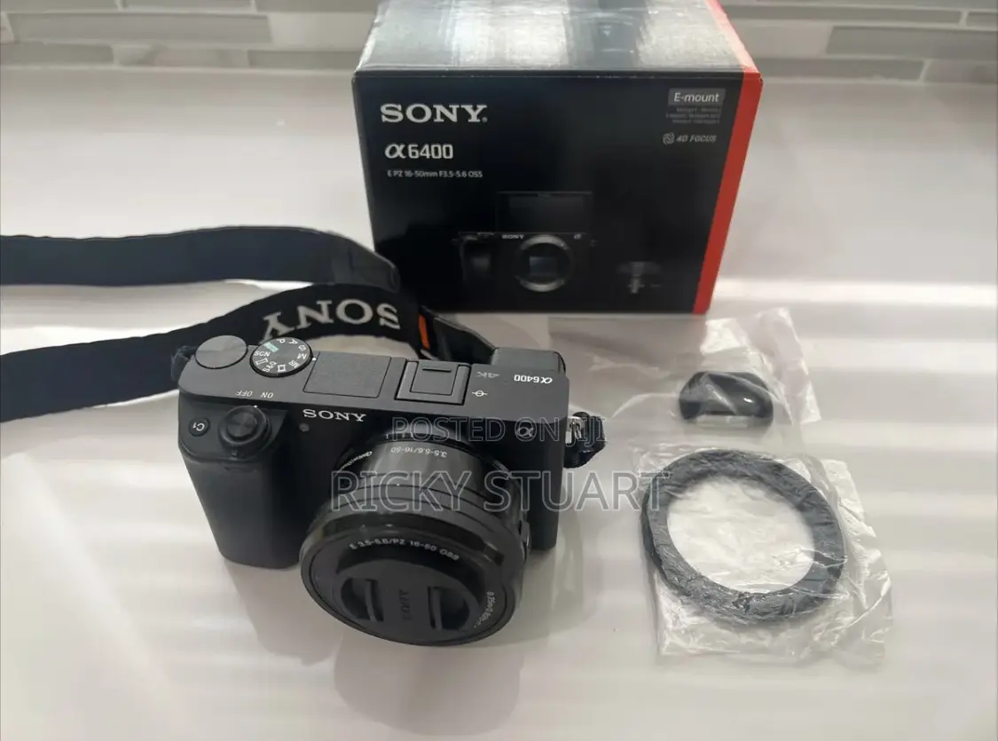 Sony A6400 Mirrorless Camera WTH 16-50mm Lens 24.2mp