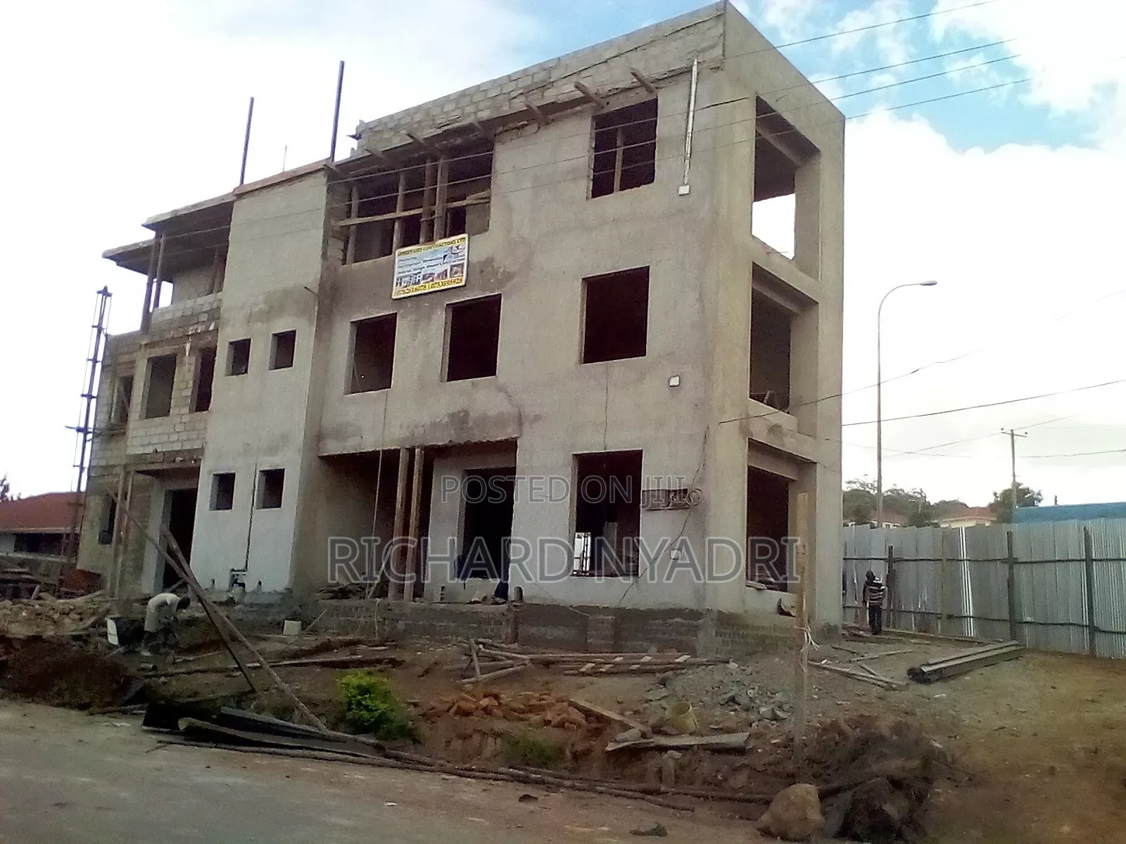 Construction in Steel and Wood