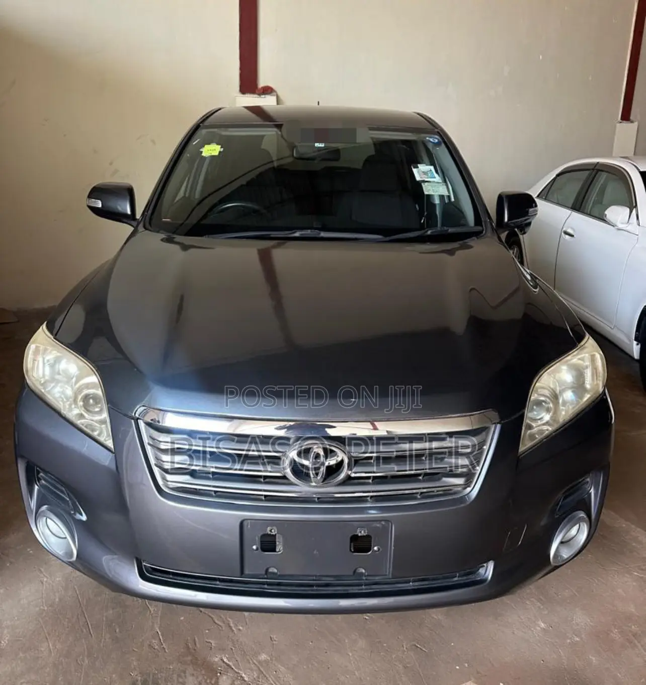 Toyota Vanguard 2010 Gray