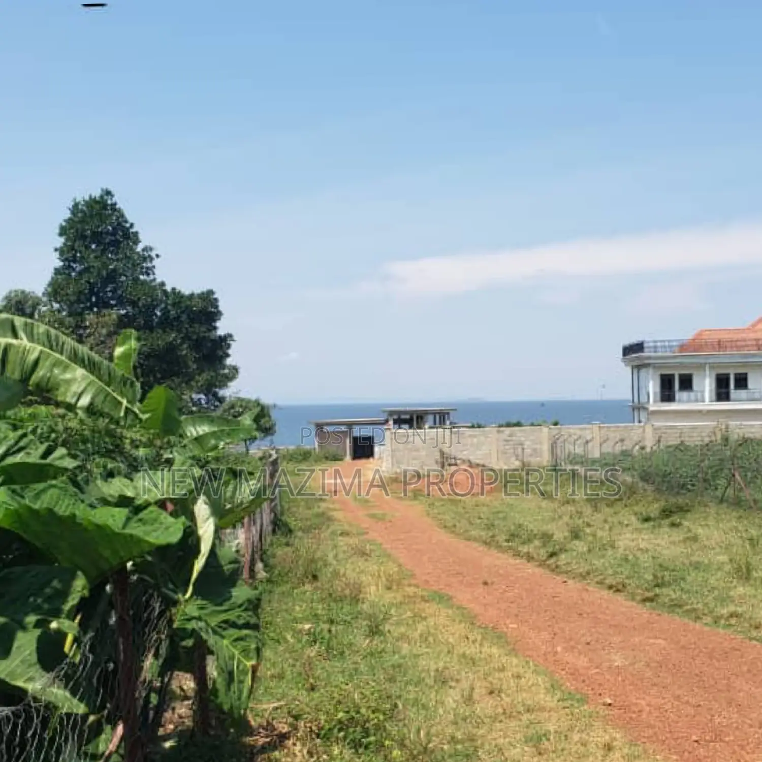 23 Decimals With Very Clear Lake View on Quicksale in Garuga