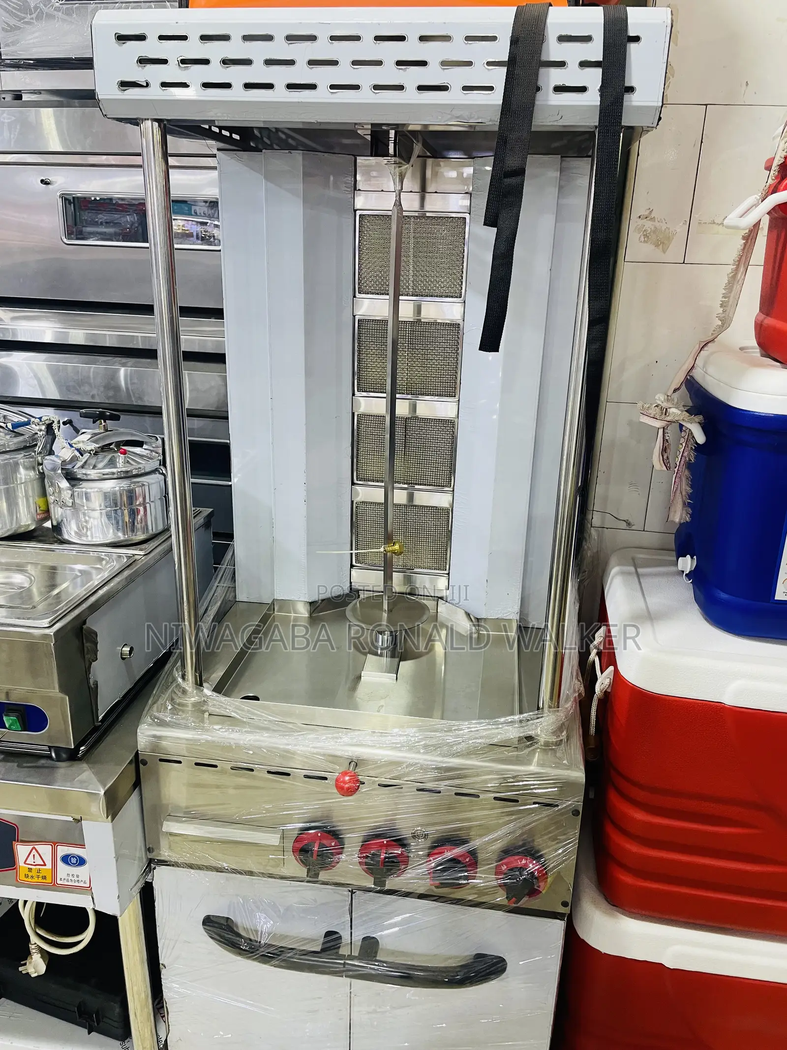 Meat Sharwama With Storage Shelves