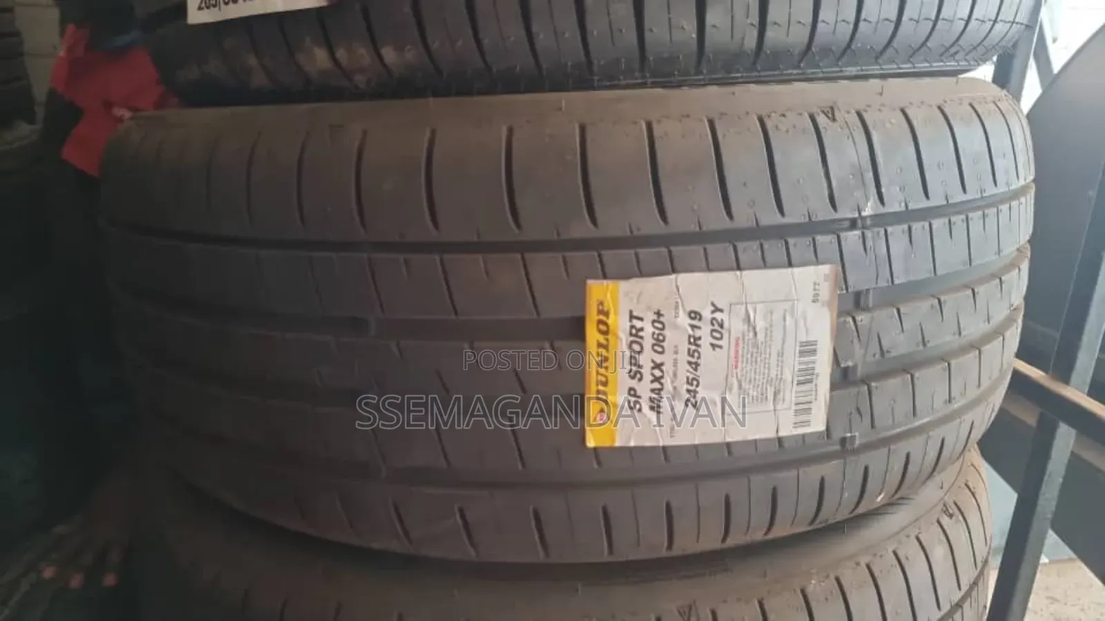245/45r19 Dunlop