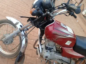 Bajaj Boxer 2023 Red