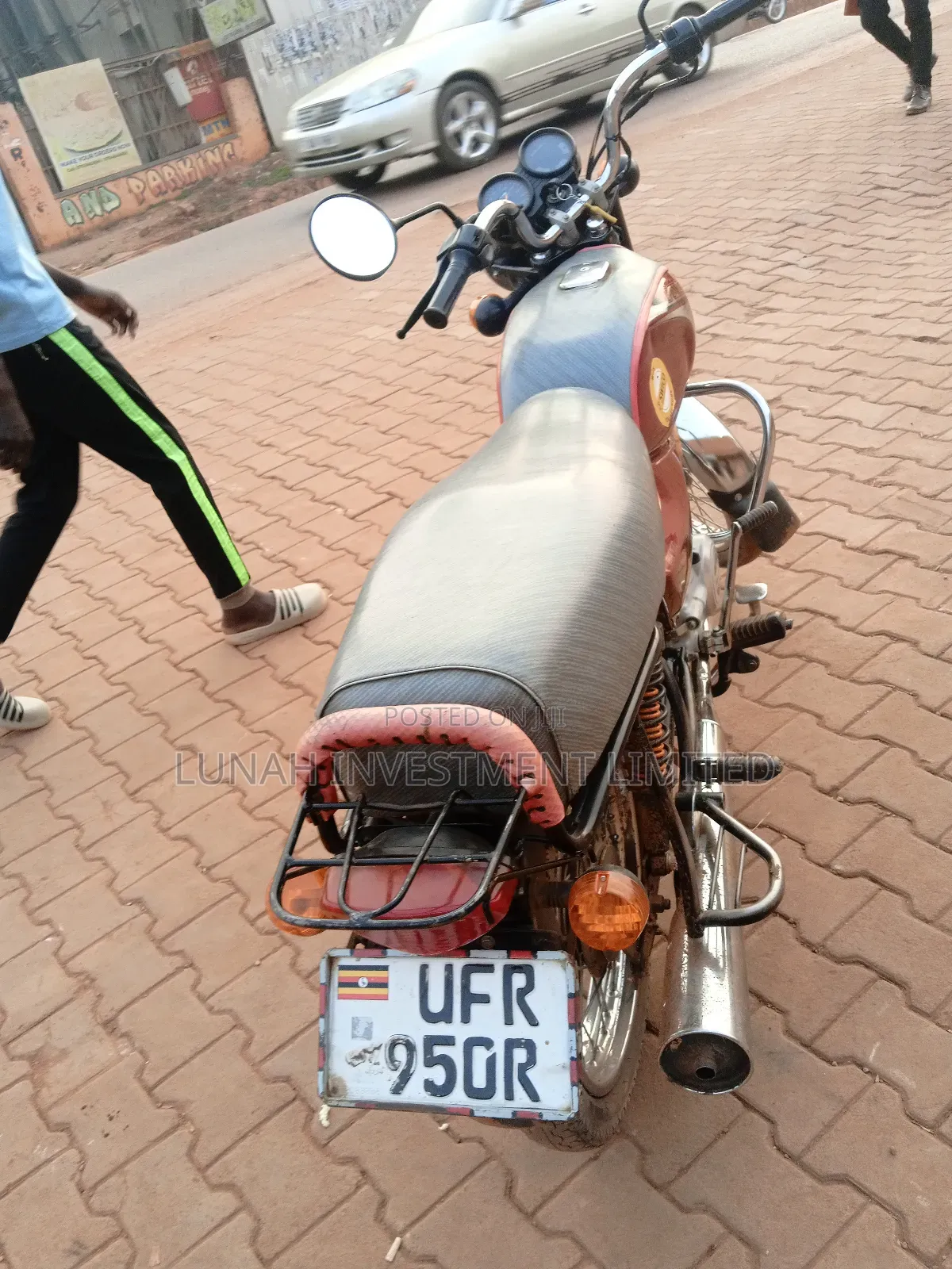 Bajaj Boxer BM100ES 2023 Red