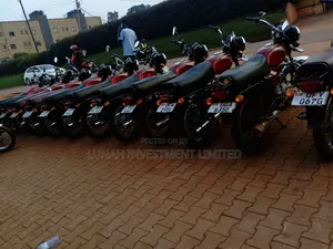 Bajaj Boxer 100 2023 Red