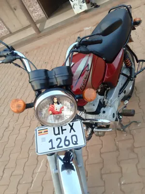 Bajaj Boxer 100 2024 Red