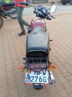 Bajaj Boxer 2023 Red