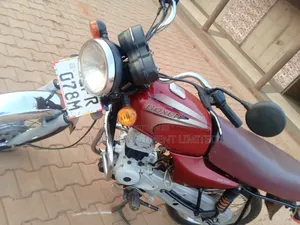 Bajaj Boxer 2023 Red