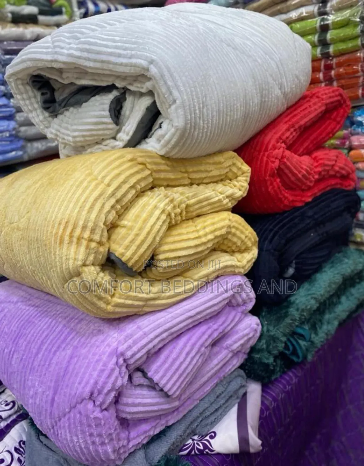 Coral Duvet With One Bedsheet and Two Pillowcases