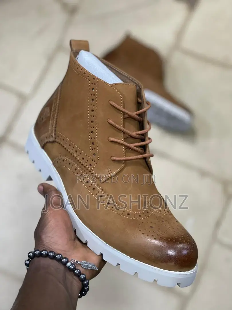 Men's Original Timberland Boots-Brown