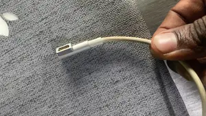 Macbook Charger/Adaptors Used Uk and Us Only Original