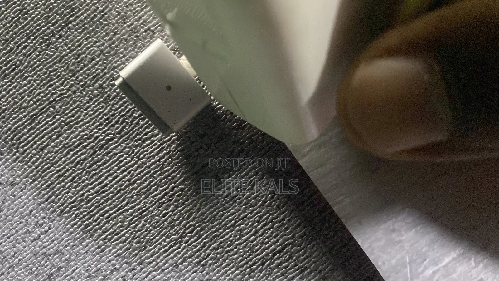 Macbook Charger/Adaptors Used Uk and Us Only Original
