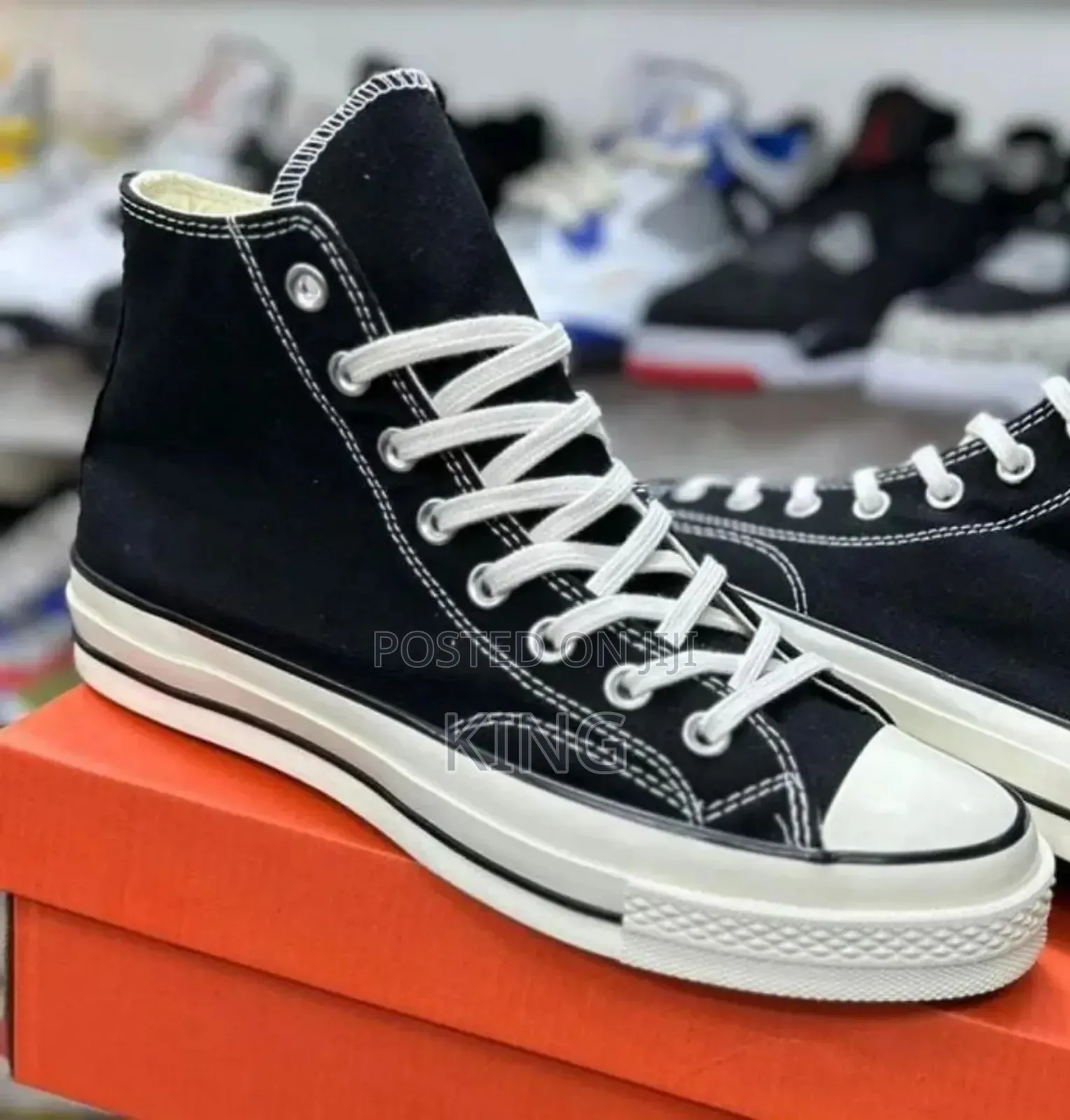 All Star Chuck Taylor Boots. Black and White