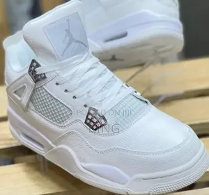 Air Jordan 4 Retro Mid Pure Money