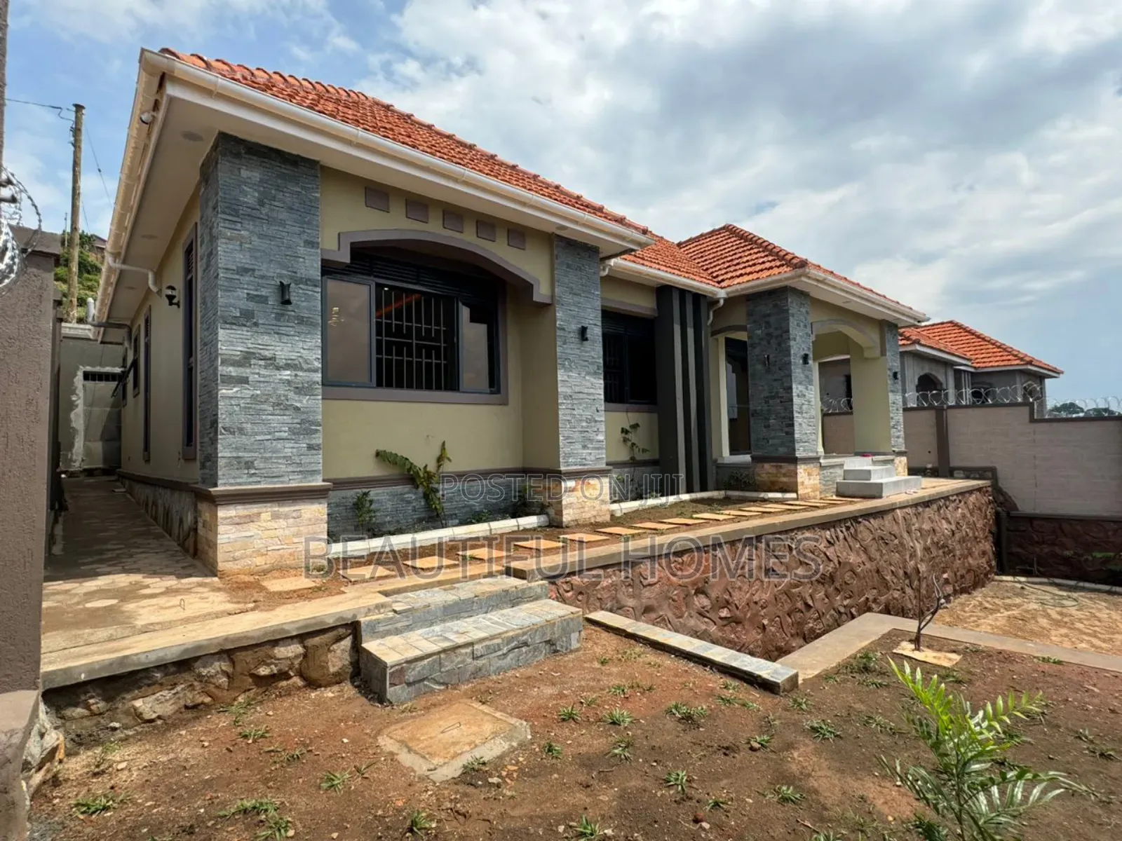 Furnished 4bdrm House in Bwebajja, Ssabagabo-Makindye for sale
