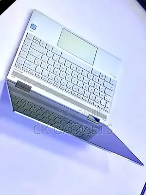 New Laptop HP Spectre 13 16GB Intel Core I7 SSD 512GB