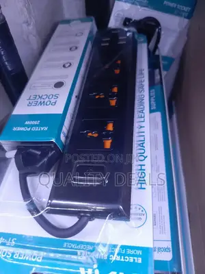 Winning Star 3 Way 4 USB Input Power Extension
