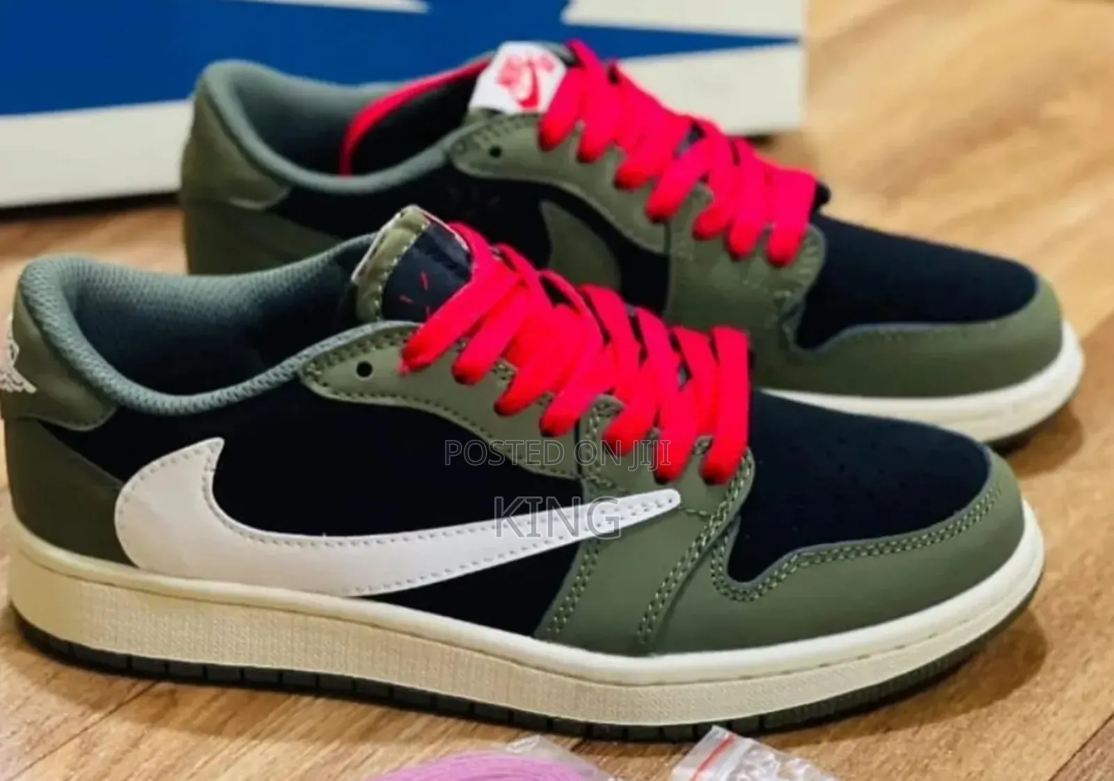 Nike X Travis Scott Air Jordan 1 Low Sneakers