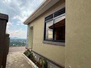Furnished 4bdrm Mansion in Bwebajja, Ssabagabo-Makindye for sale