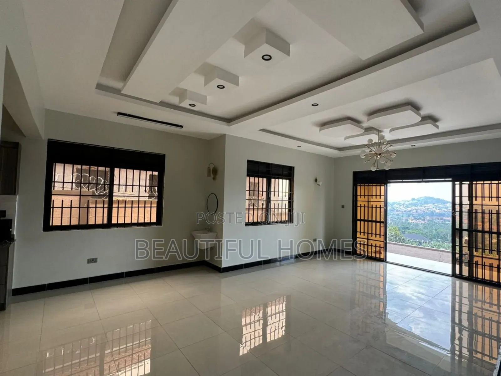 Furnished 4bdrm Mansion in Bwebajja, Ssabagabo-Makindye for sale