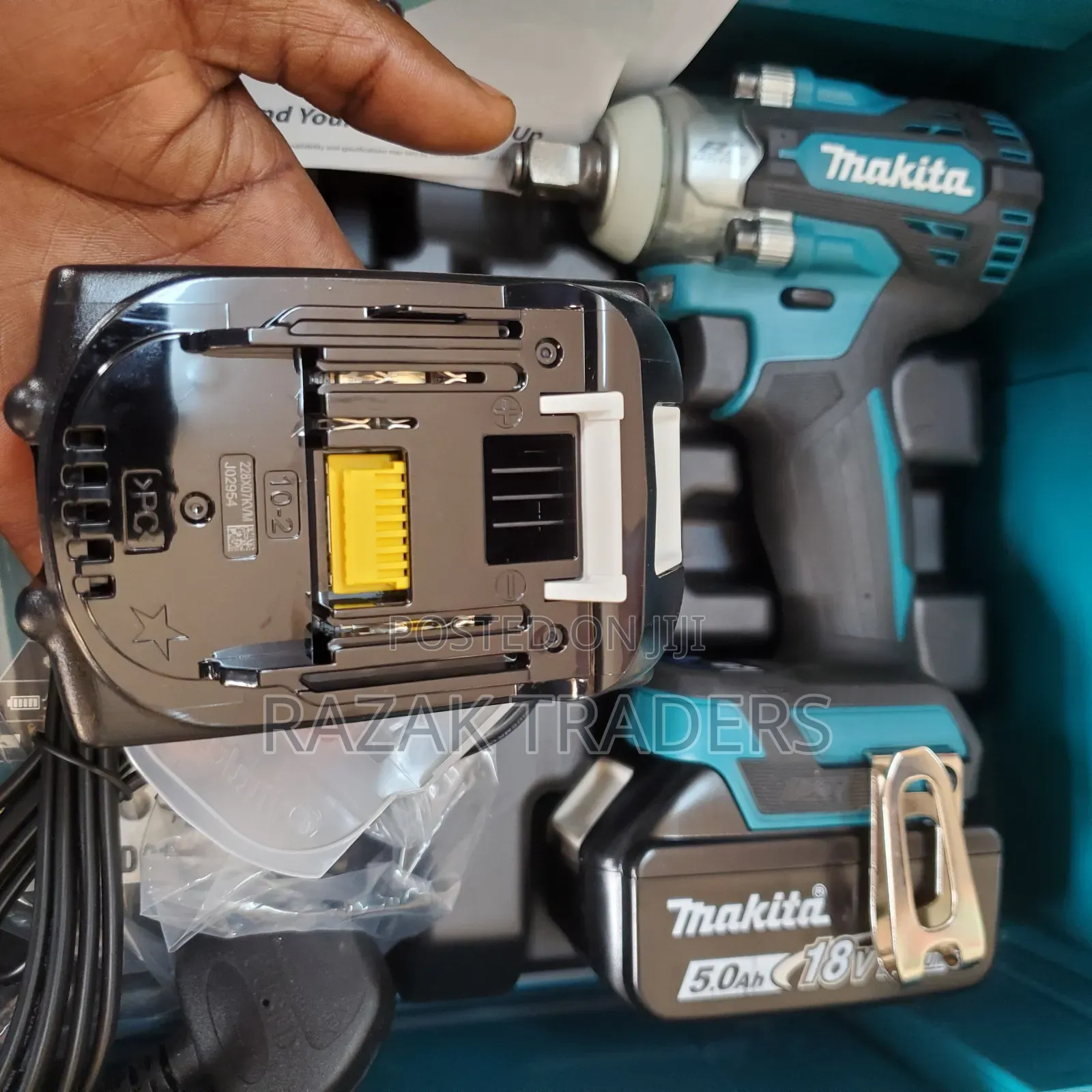 Original Makita Cordless Impact Wrench, 1.7kg