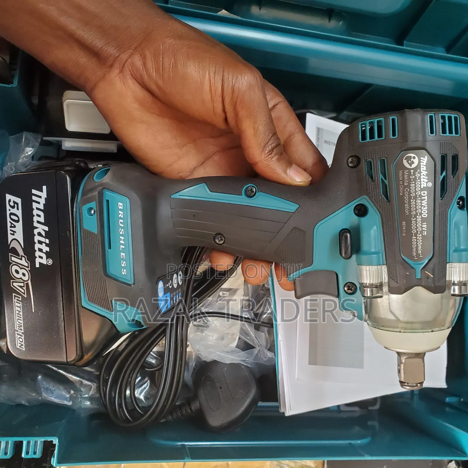 Original Makita Cordless Impact Wrench, 1.7kg