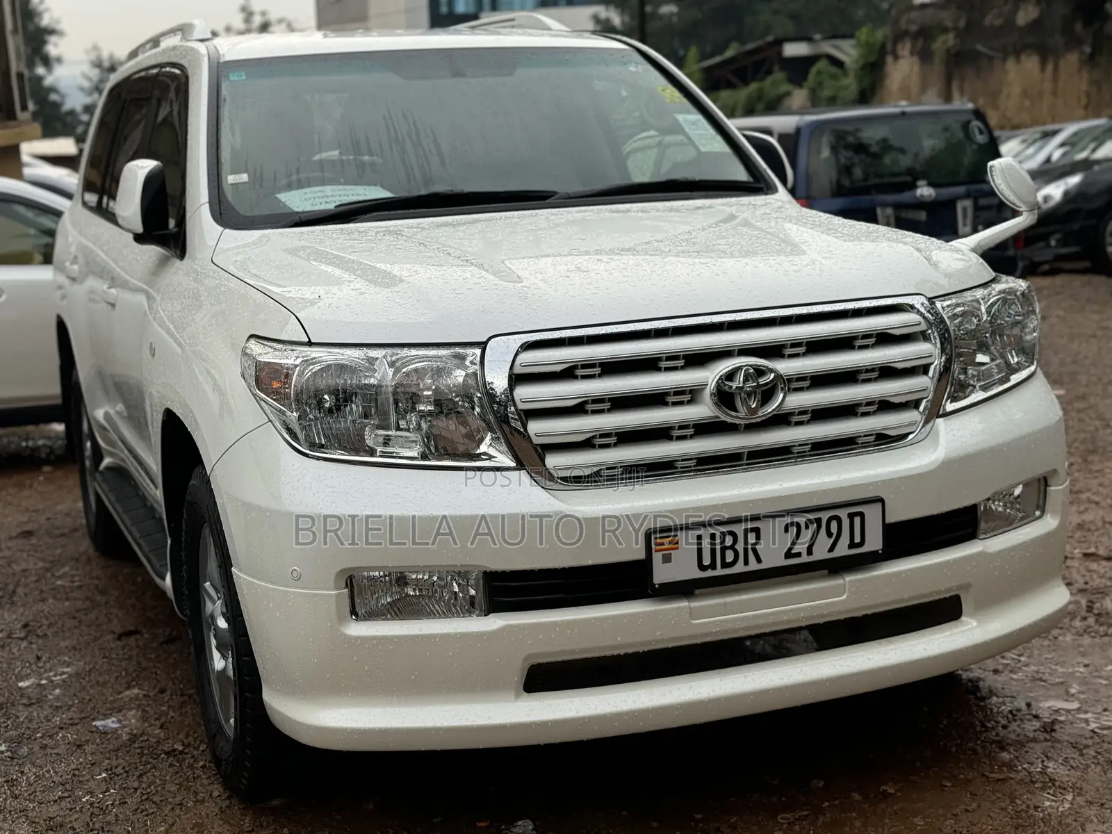 Toyota Land Cruiser Prado 2010 White