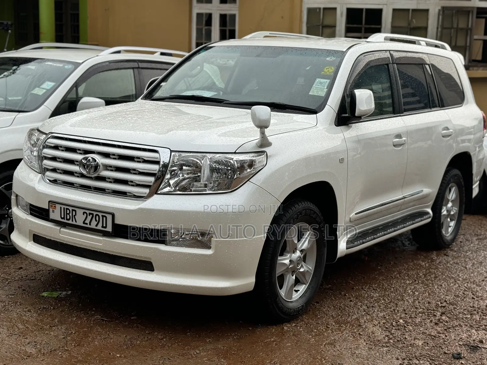 Toyota Land Cruiser Prado 2010 White