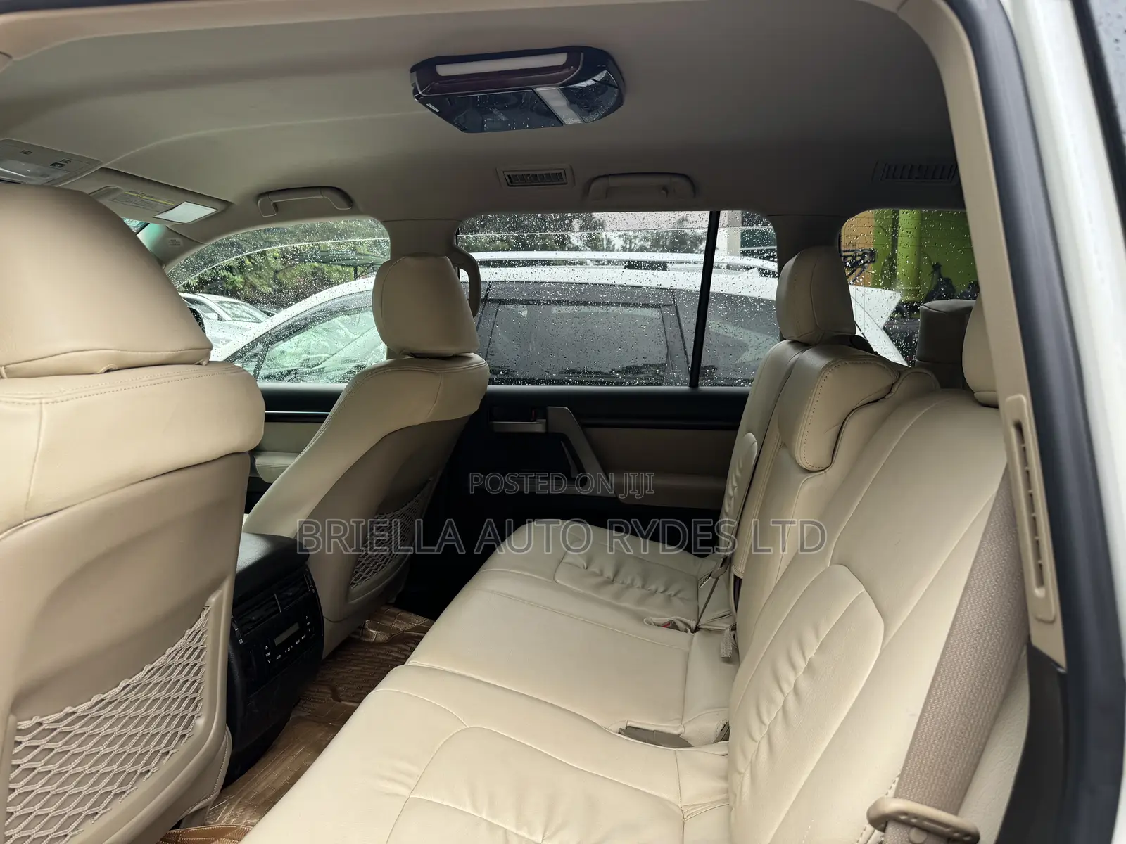 Toyota Land Cruiser Prado 2010 White