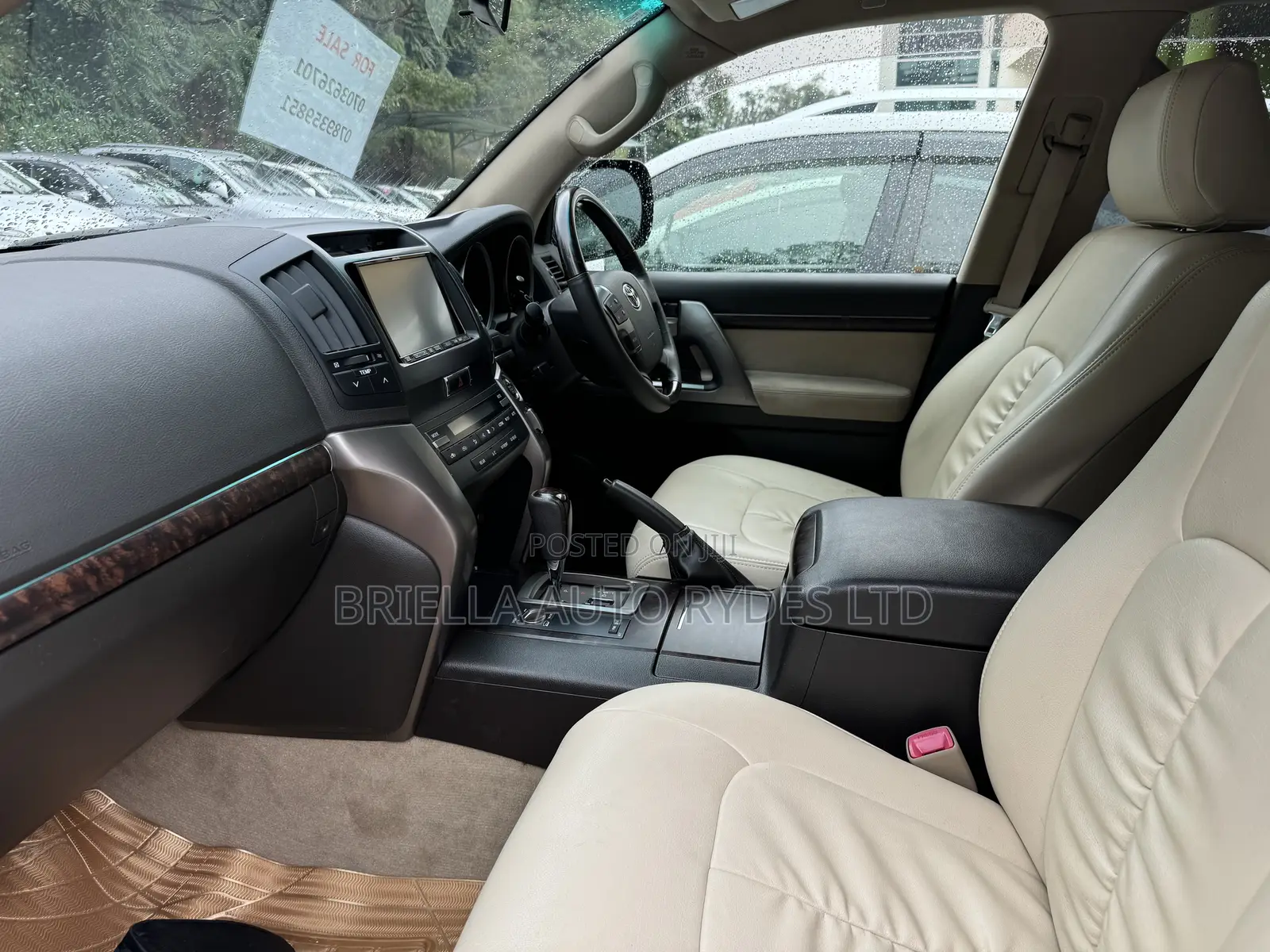 Toyota Land Cruiser Prado 2010 White