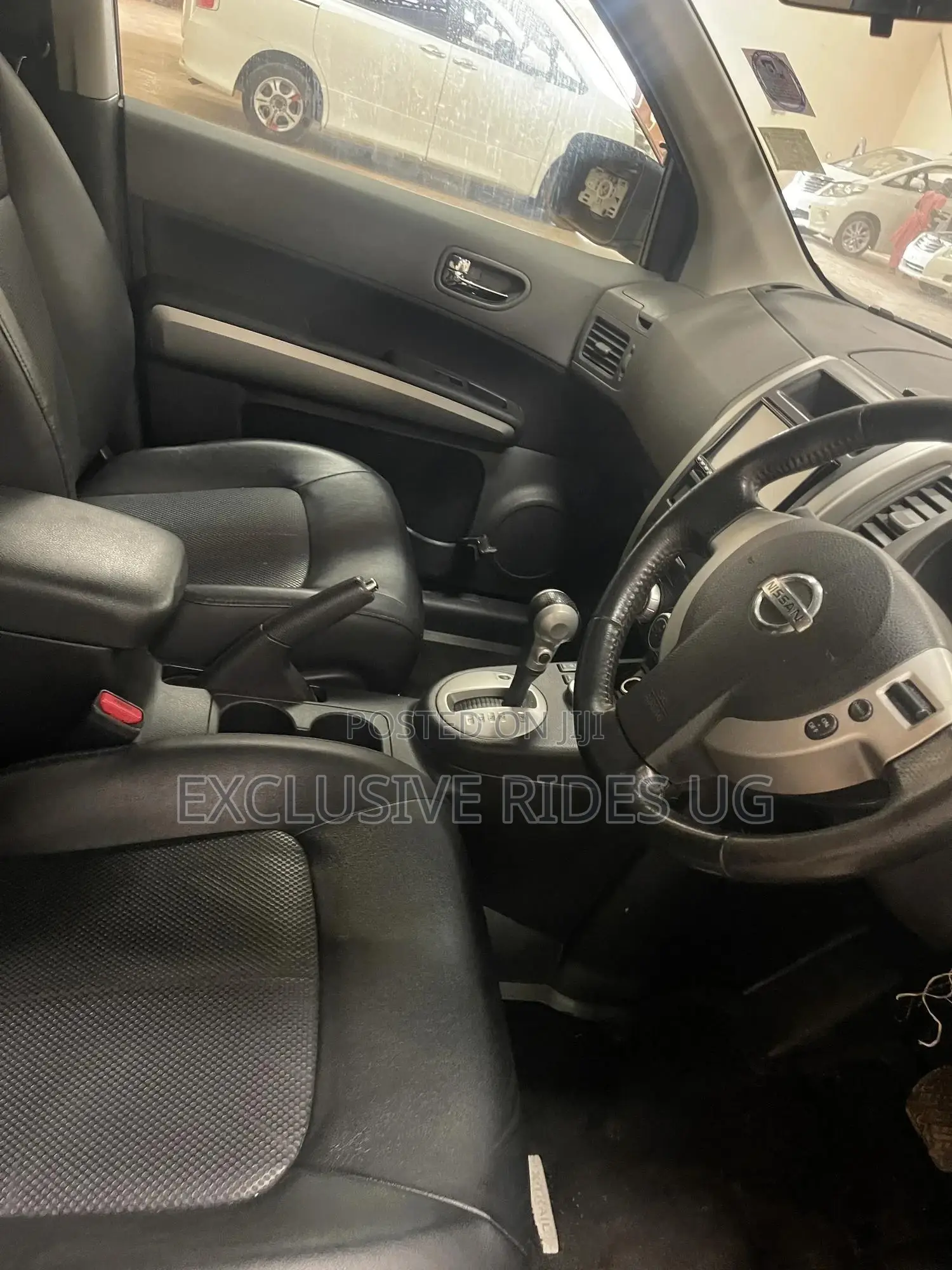 Nissan X-Trail 2011 Silver