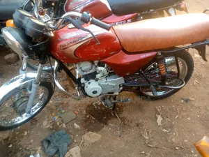 Bajaj Boxer 100 2020 Red