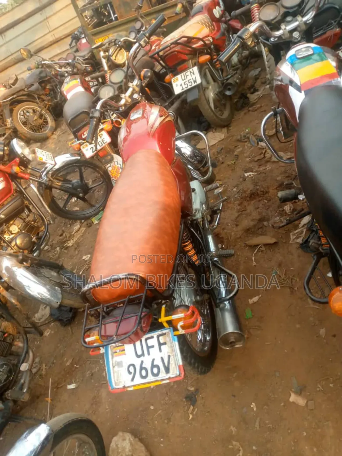 Bajaj Boxer 100 2020 Red