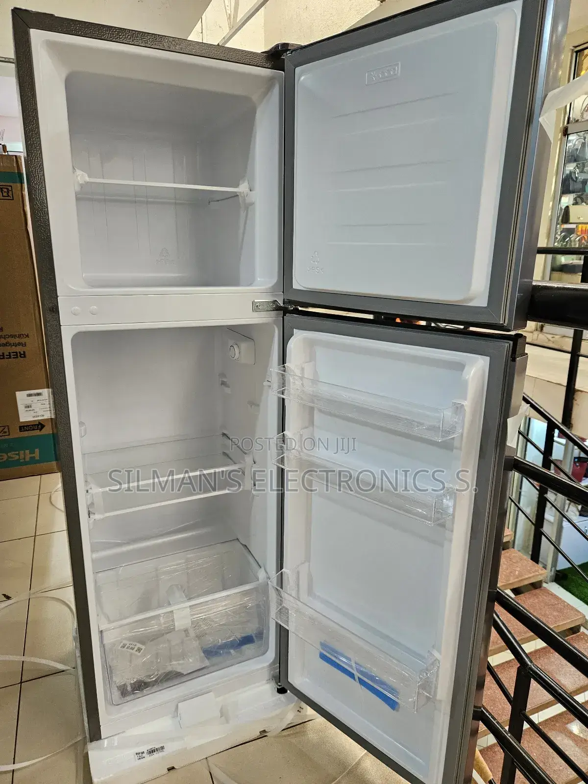 Hisense 200L Double Door Fridge