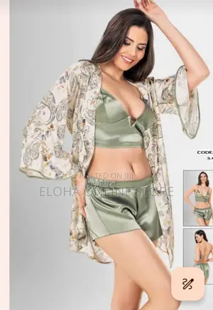 Photo - Women's Sleep Wear Set