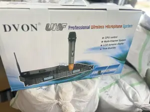 Photo - DVON Classic Microphone